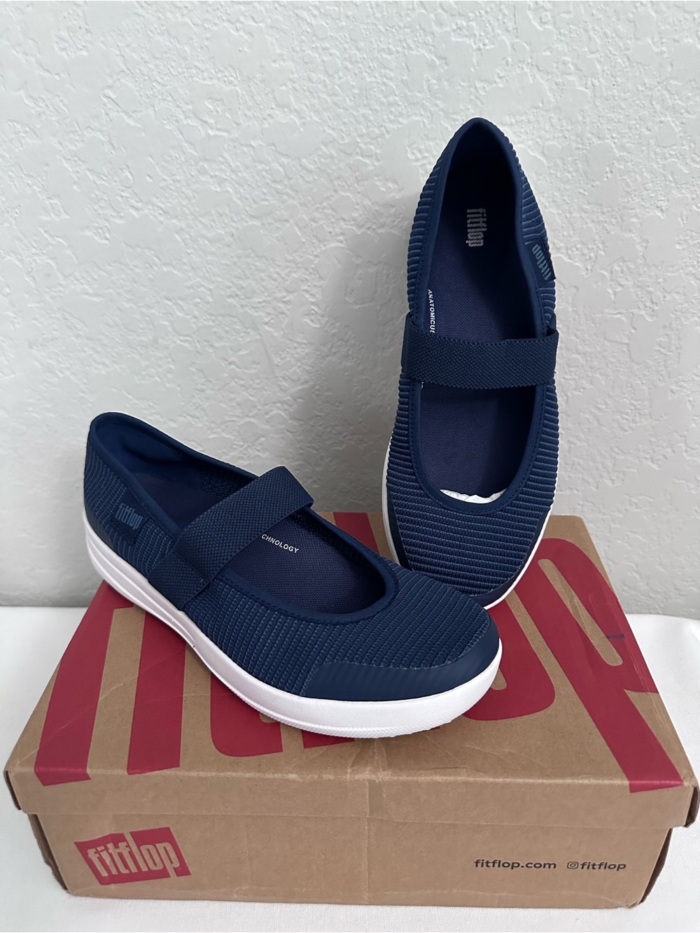 FitFlop Uberknit Mary Jane Slip-On Sneaker Women’s Size 7 Navy